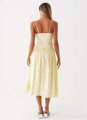 Yellow Corset Midi Dress Sweetheart Neckline Elegant Silhouette